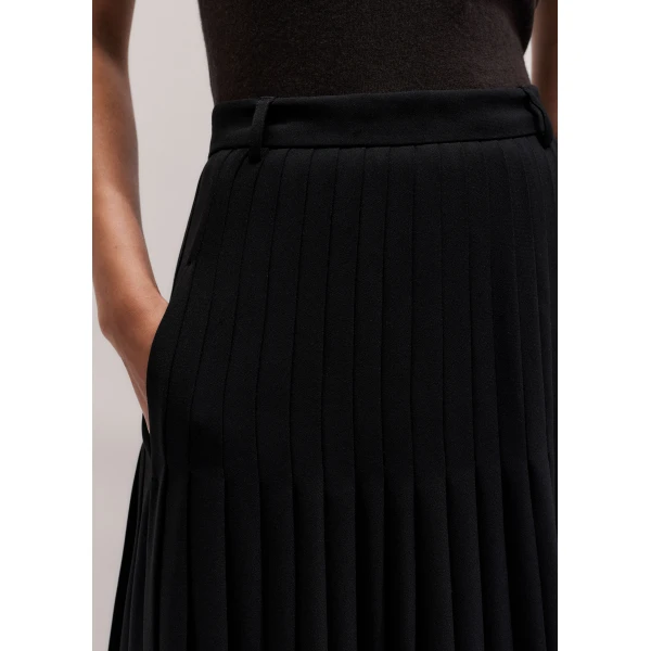 Me and Em ME+EM Slit Pleated Maxi Skirt in Black, view 4