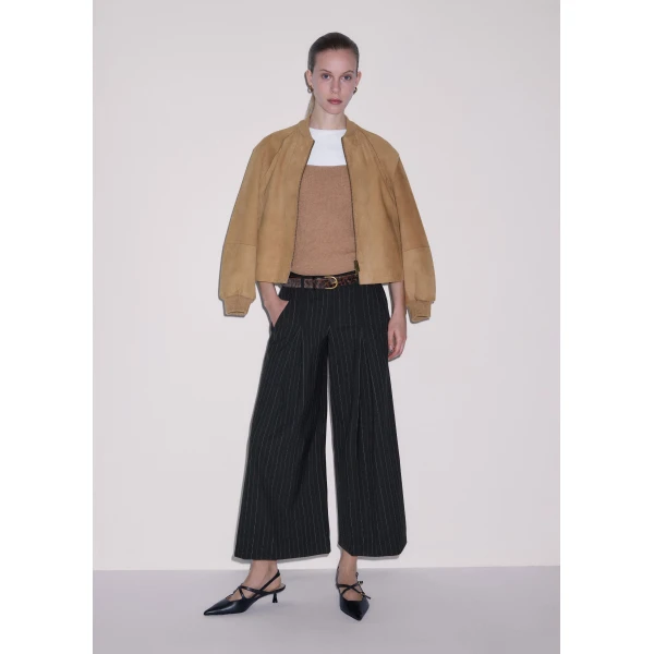 Me and Em ME+EM Very Wide Culotte in Black, view 4