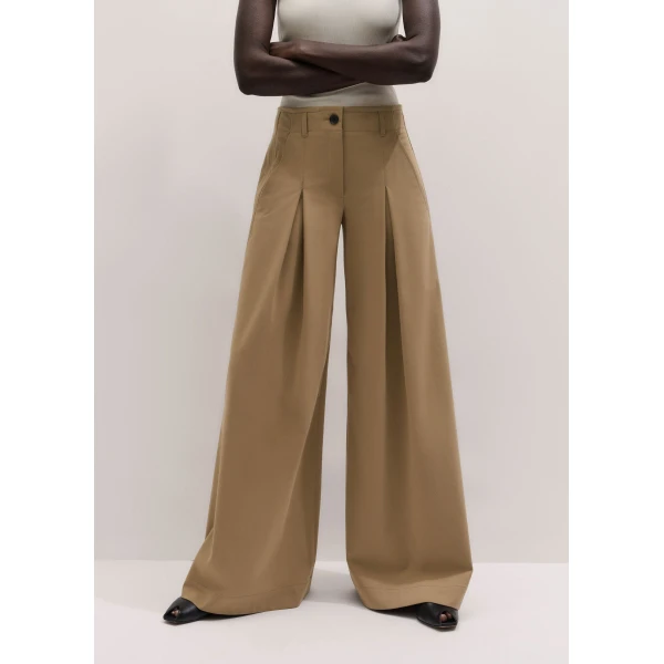 Me and Em ME+EM Very Wide-Leg Trouser in Light Caramel, view 2
