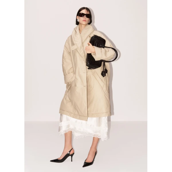 Magda Butrym Oversized coat with shawl collar in beige, view 4