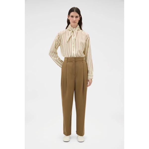 Oroton Tapered Pleat Pant Dark Rye, view 2