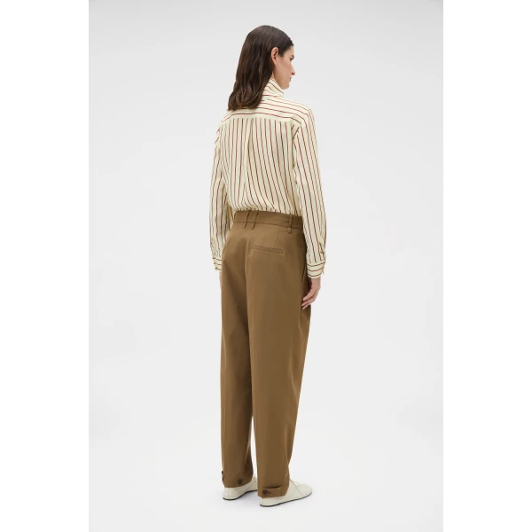 Oroton Tapered Pleat Pant Dark Rye, view 5