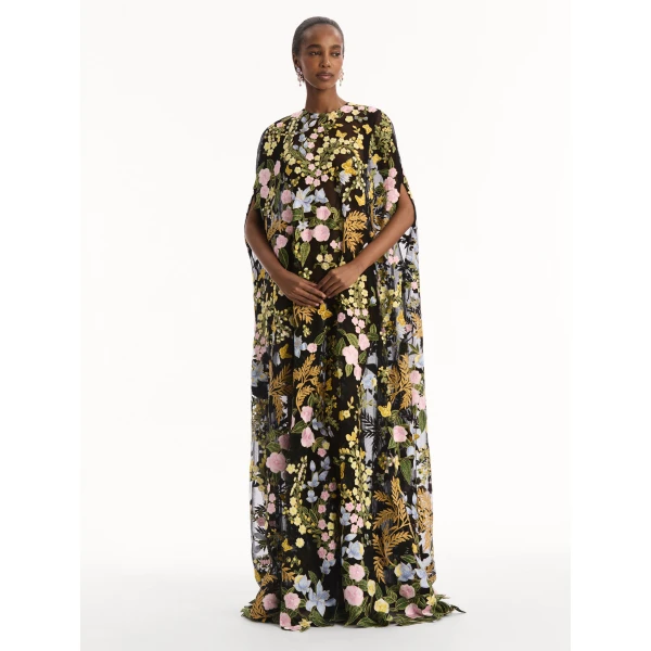 Oscar de la Renta Dominican Mixed-Floral Guipure Caftan, view 5