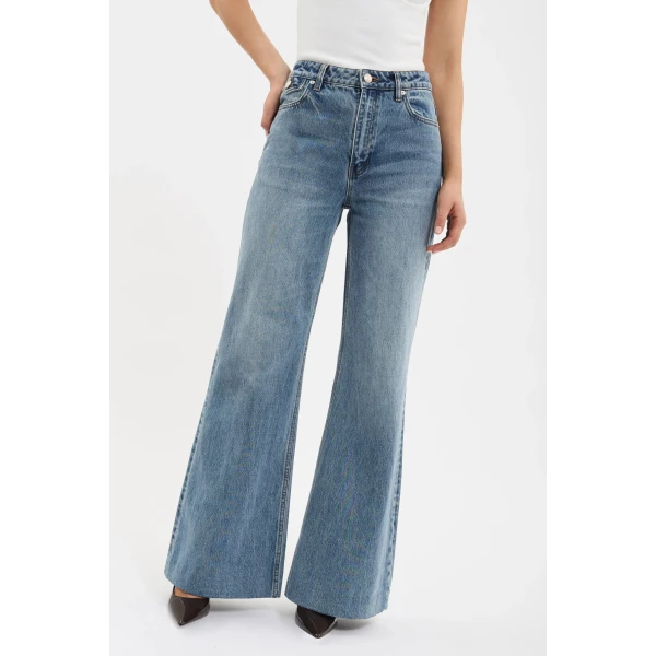 Rebecca Vallance Adriana Jean in Vintage Wash, view 5