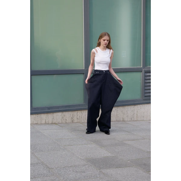 Viktor & Rolf Couture Square Jeans in Dark Blue, view 5