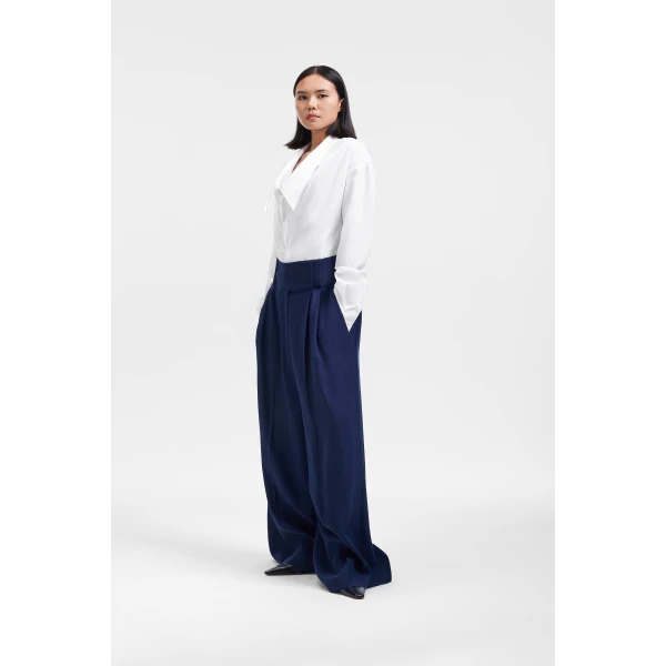 Viktor & Rolf Dragged Linen-Silk Blend Trousers in Dark Blue, view 4