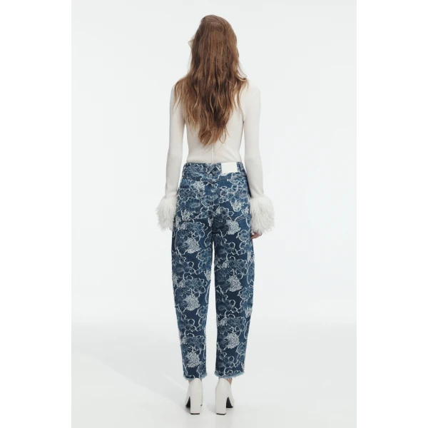 Aje Arlo Jacquard Barrel Jean, view 5