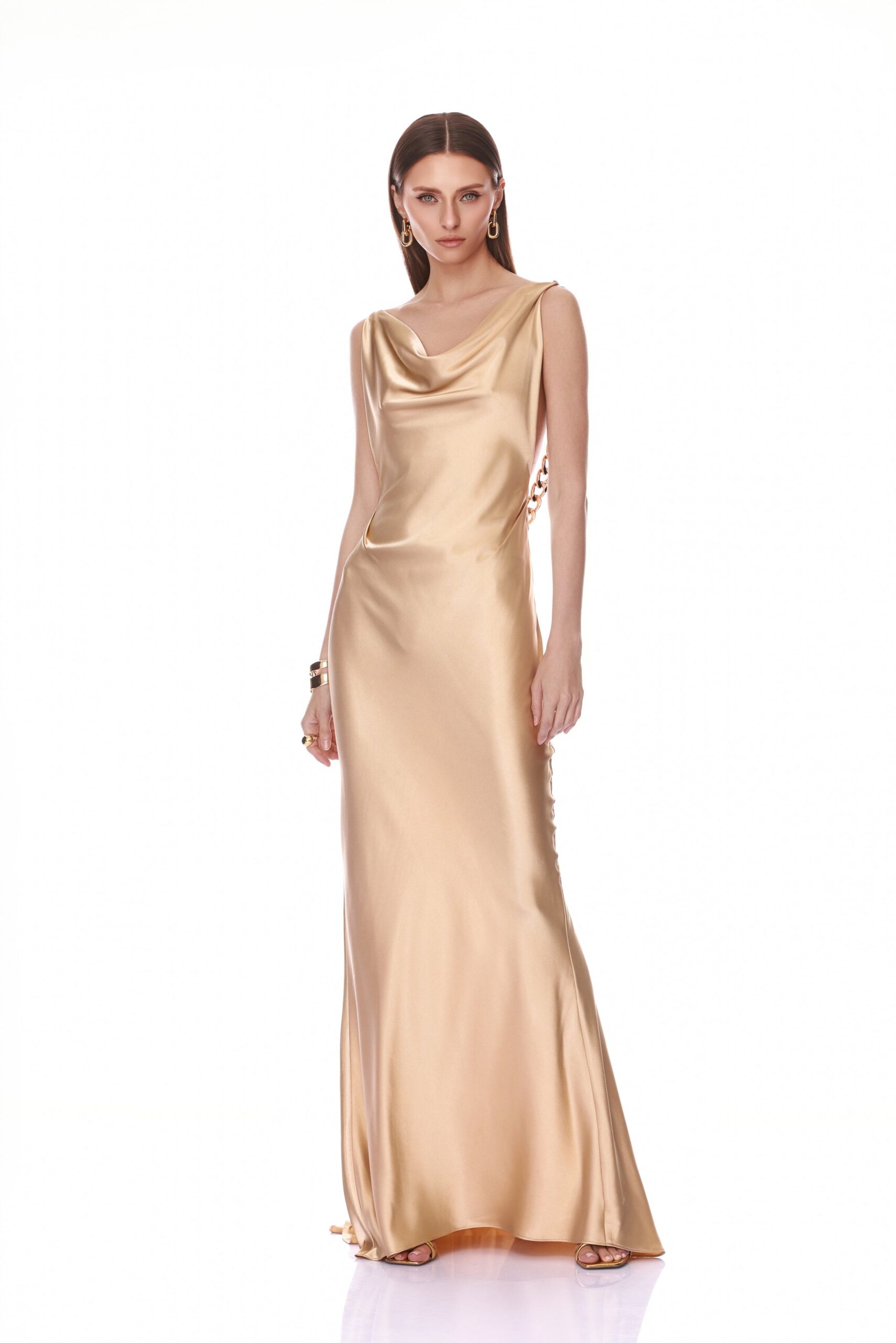 Bronx and Banco Vivien Chain Gown