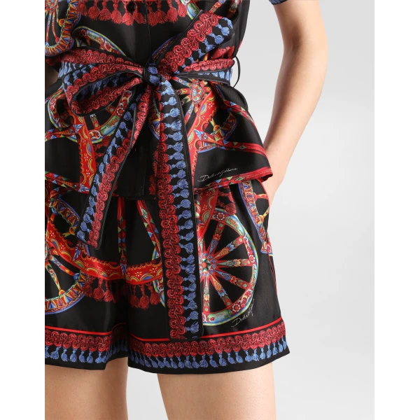 Dolce & Gabbana Carretto-print silk vanity bermuda shorts, view 4