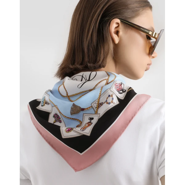 Dolce & Gabbana Jersey t-shirt with printed scarf, view 6