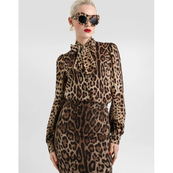 Dolce & Gabbana Leo-print silk charmeuse shirt, view 4