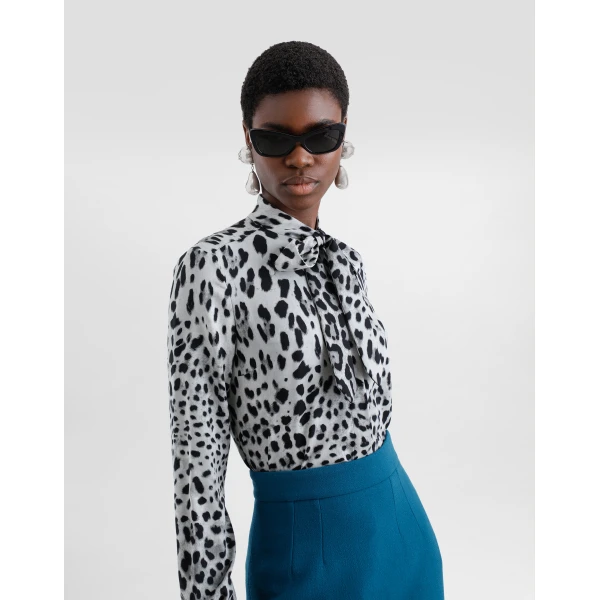 Dolce & Gabbana Leopard-print charmeuse shirt with pussy-bow, view 4