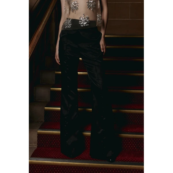 Macgraw Circa 72 Trouser in Black Crest jacquard, view 3