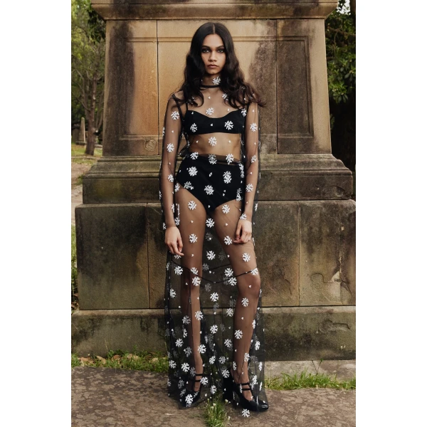 Macgraw Dorothea Skirt in Black and white Floral embroidery, view 3
