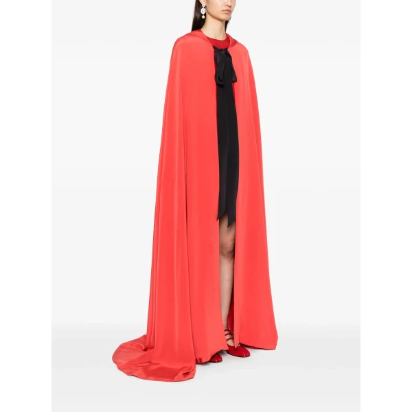 Macgraw Riding Cape in Red silk, view 4