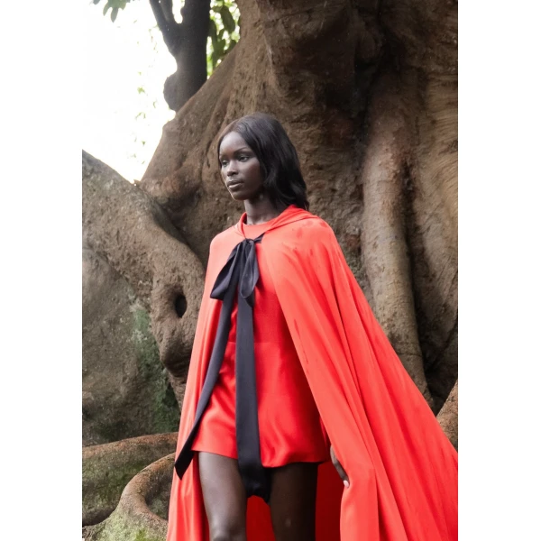 Macgraw Riding Cape in Red silk, view 6