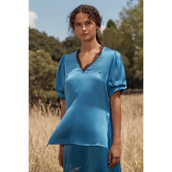 Macgraw Shadow Top in Blue, view 3