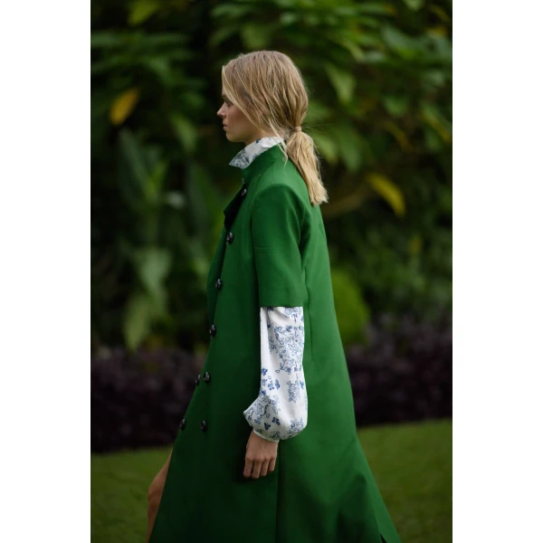 Macgraw Temperate Long Blazer in Green, view 3