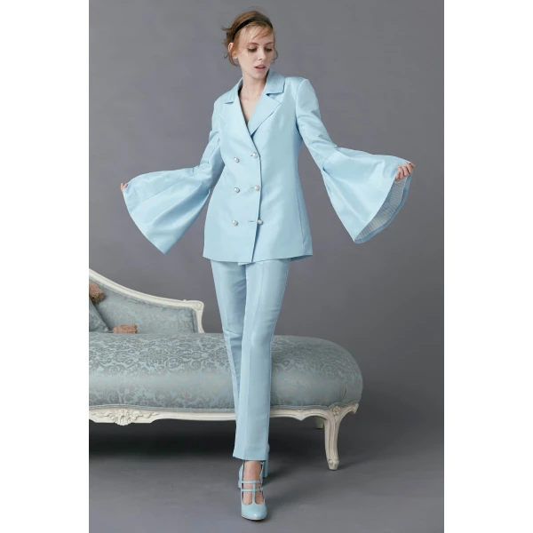 Macgraw Wing Blazer in Blue, view 2