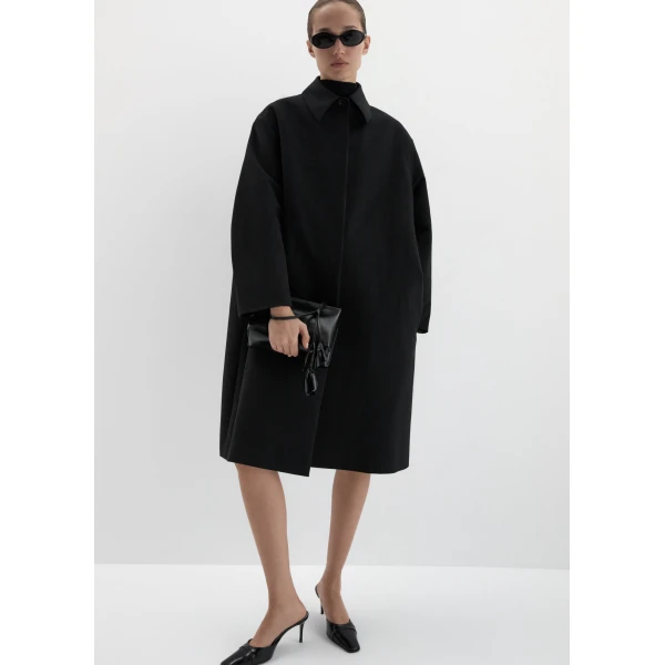 Magda Butrym Straight cotton coat in black, view 2