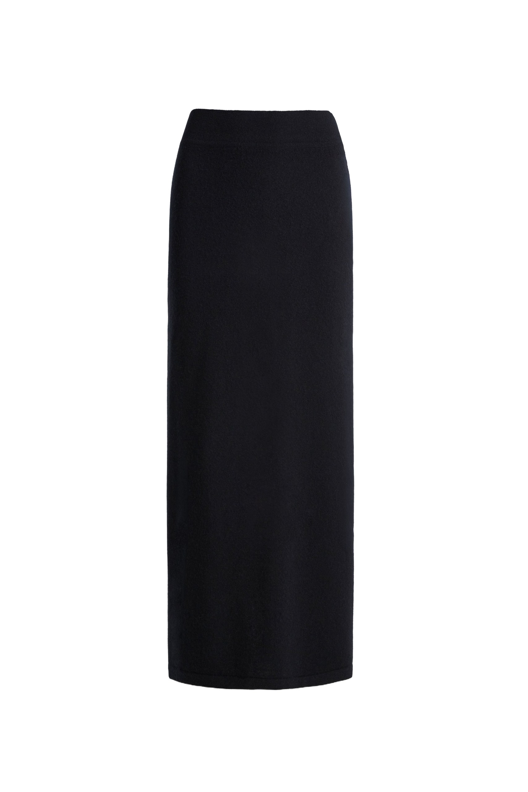 Nour Hammour Elyse in Black