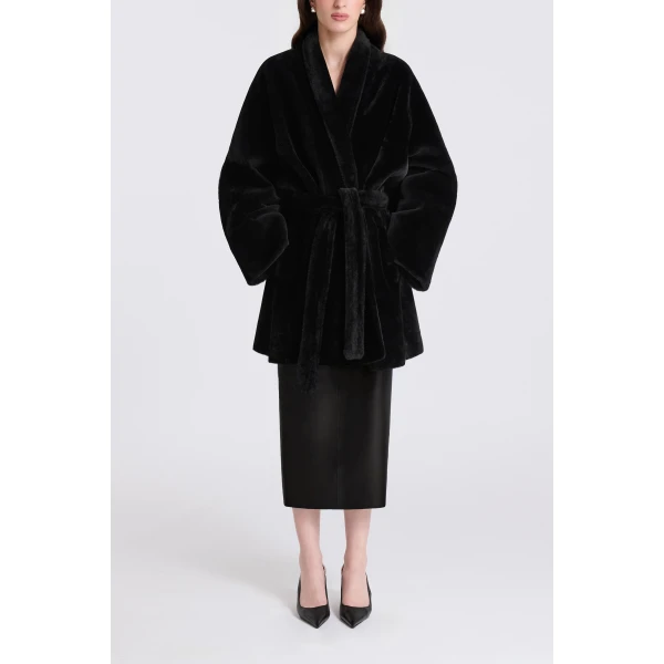 Nour Hammour Raquel in Black Coat, view 2
