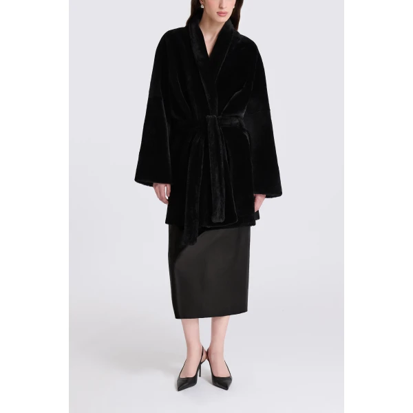 Nour Hammour Raquel in Black Coat, view 3