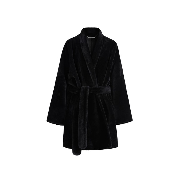 Nour Hammour Raquel in Black Coat