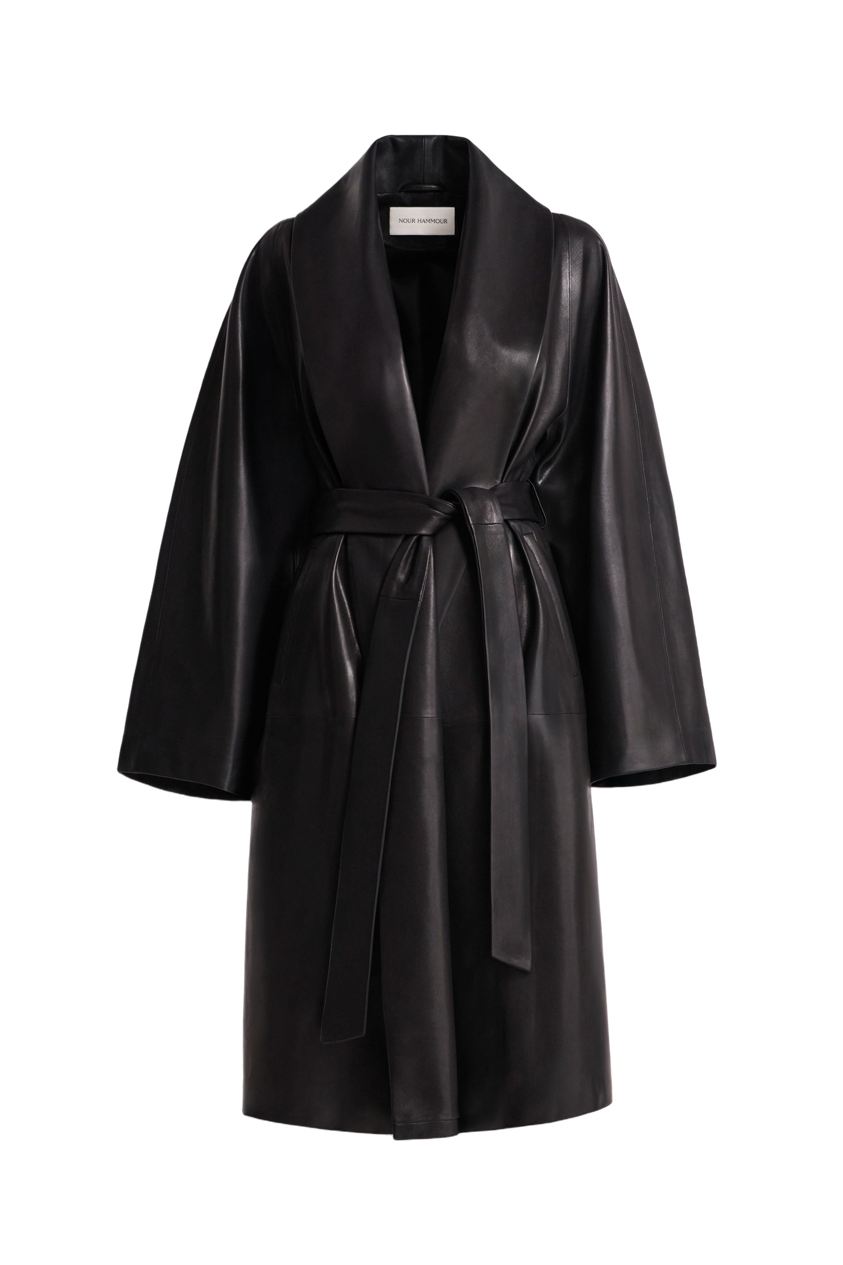 Nour Hammour Sylvie in Noir Classique