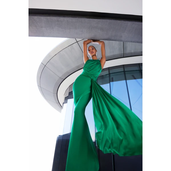 Rasario Viscose crepe maxi dress with train in Green, view 5