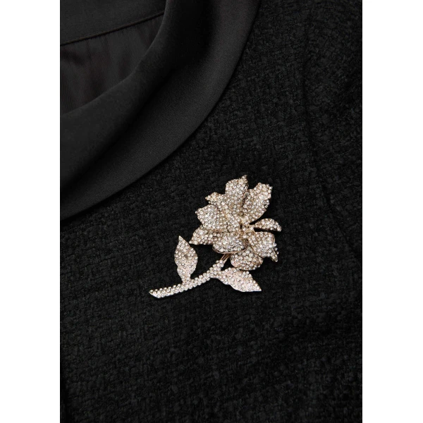 Roland Mouret Boucle Coat With Flower Brooch in Black, view 5