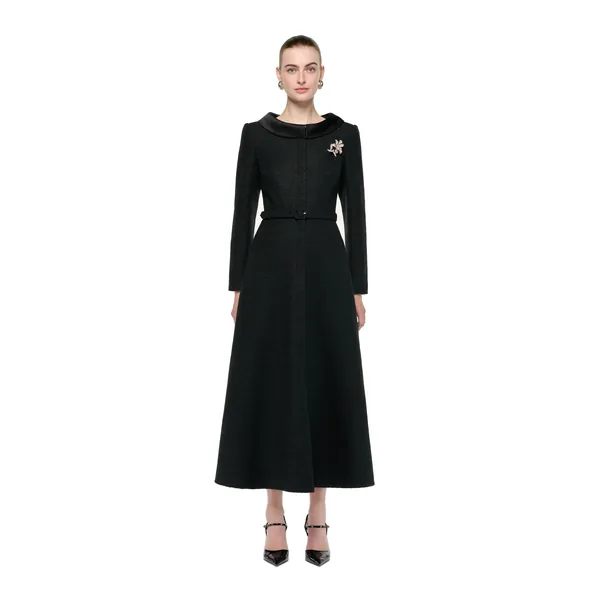 Roland Mouret Boucle Coat With Flower Brooch in Black