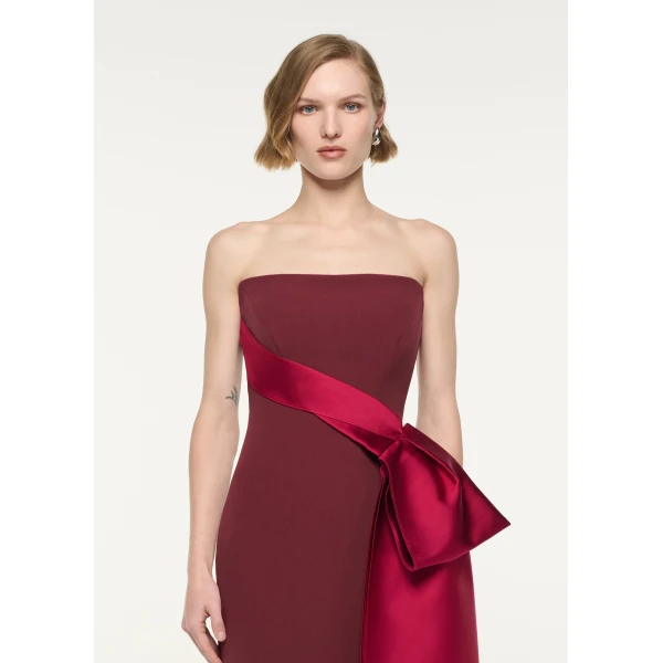 Roland Mouret Contrast Drape Strapless Gown in Burgundy, view 4