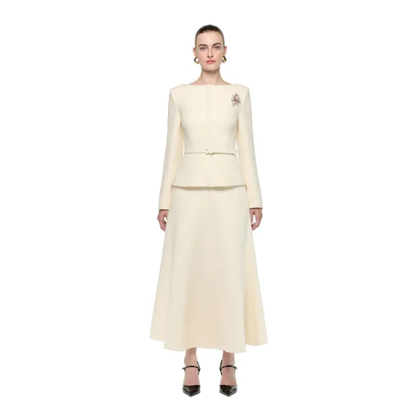 Roland Mouret Flower Brooch Boucle Jacket in Cream