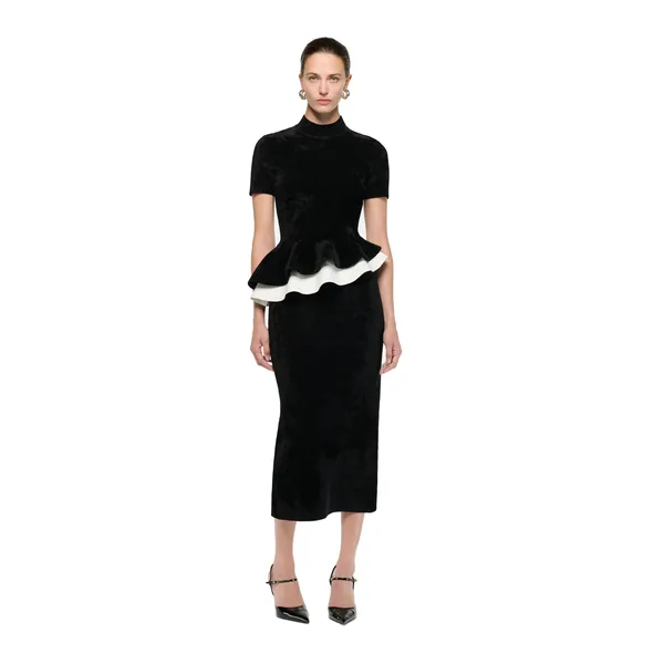 Roland Mouret Short Sleeve Chenille Peplum Midi Dress in Black