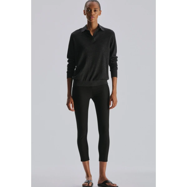 The Row Pauli Top, view 2