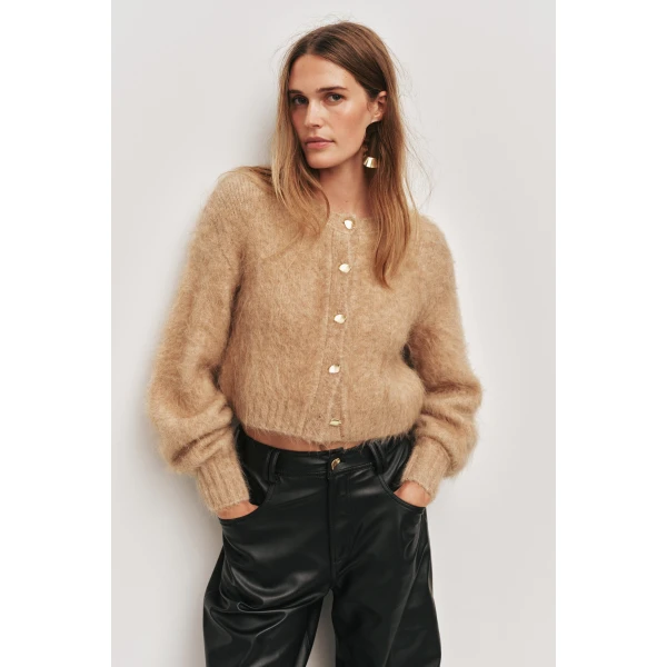 Camel knitwear