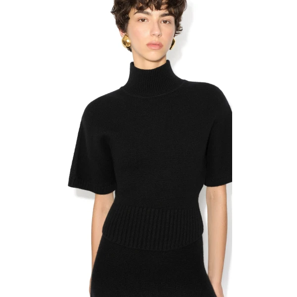 Alaia black