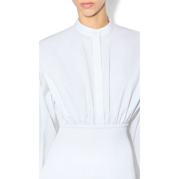Alaia white