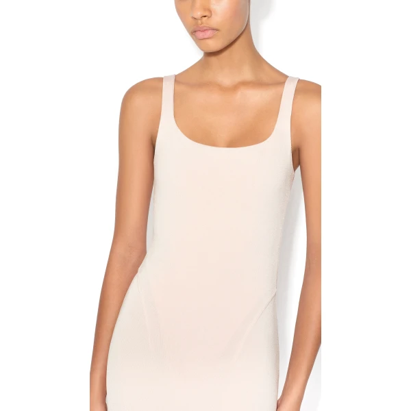 Alaia pink