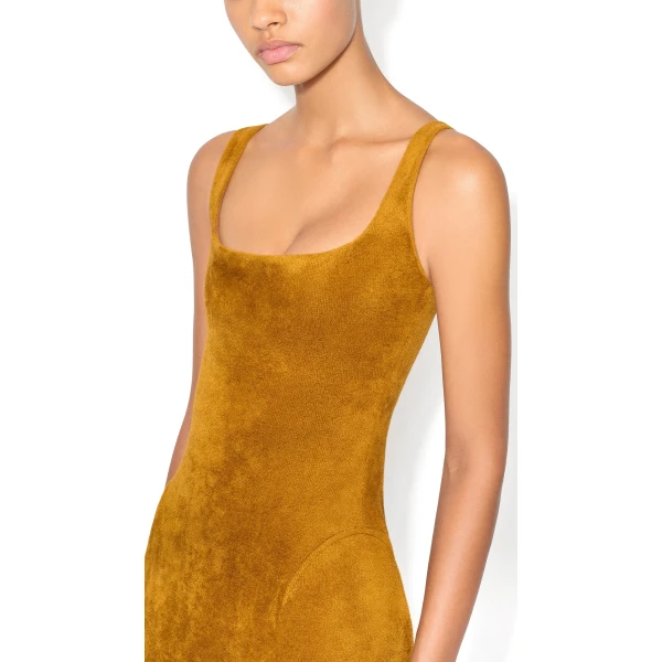 Alaia ochre