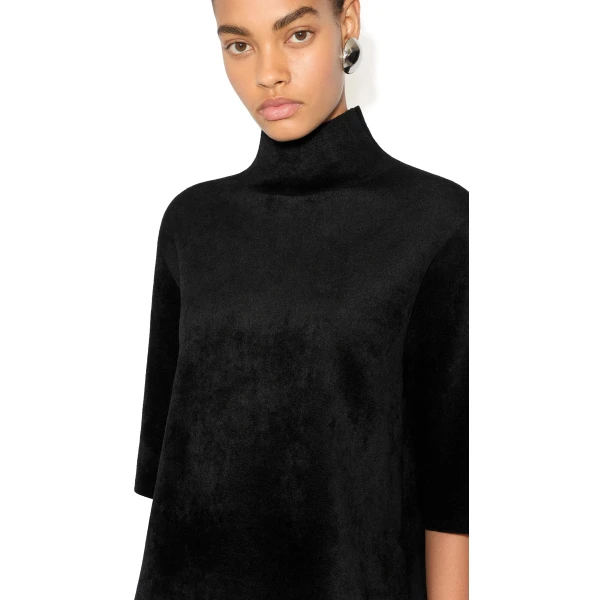 Alaia black
