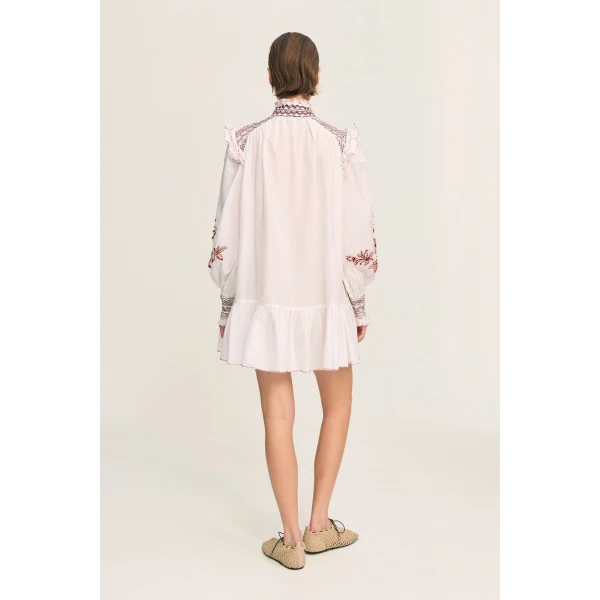 a cotton and silk blend
