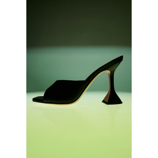 Amina Muaddi Lupita Slipper 95 in Black Nappa, view 4