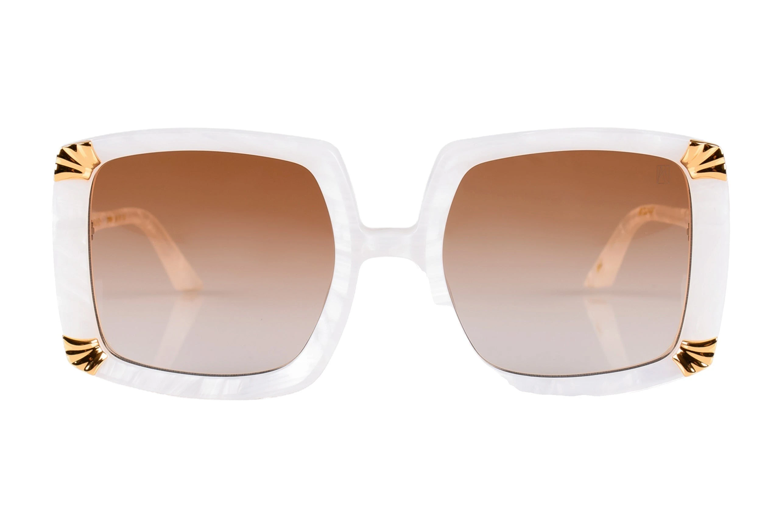 Strawberry Moon Sunglasses in Pearl