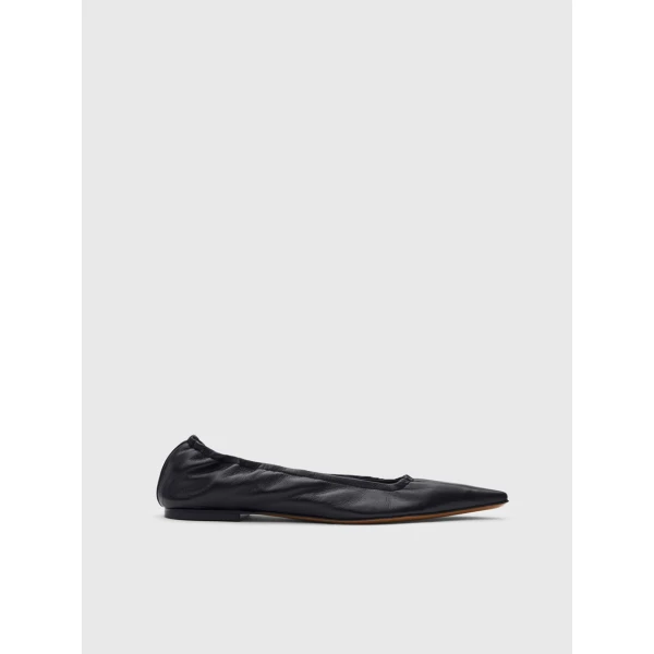 ATP Atelier Aprica in Black Ballet Flats