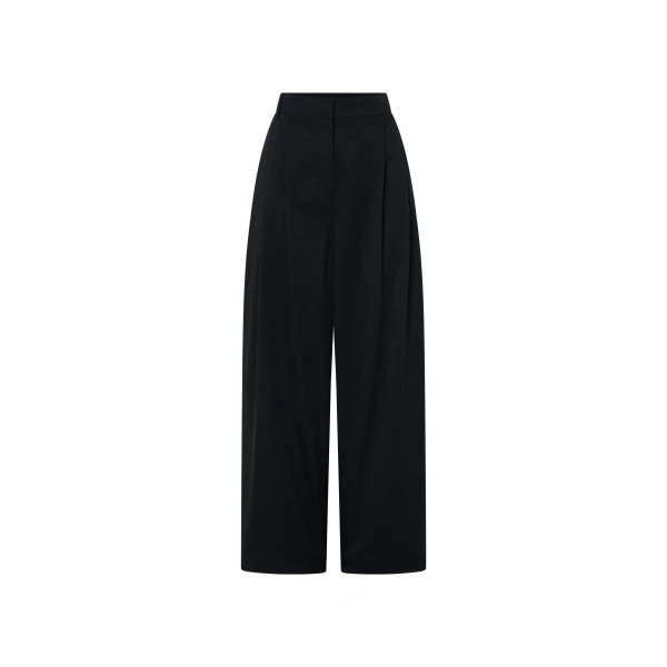 Camilla and Marc Lola Relaxed Pant in Black | Pants | Luxury Shoes 