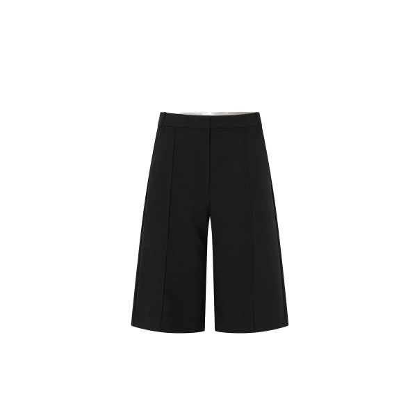 Camilla and Marc Mackinley Short in Black | Shorts | Luxury Shoes 