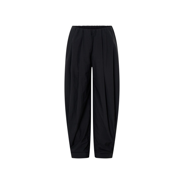 Camilla and Marc Rhia Balloon Leg Pant in Black | Pants | Luxury Shoes 
