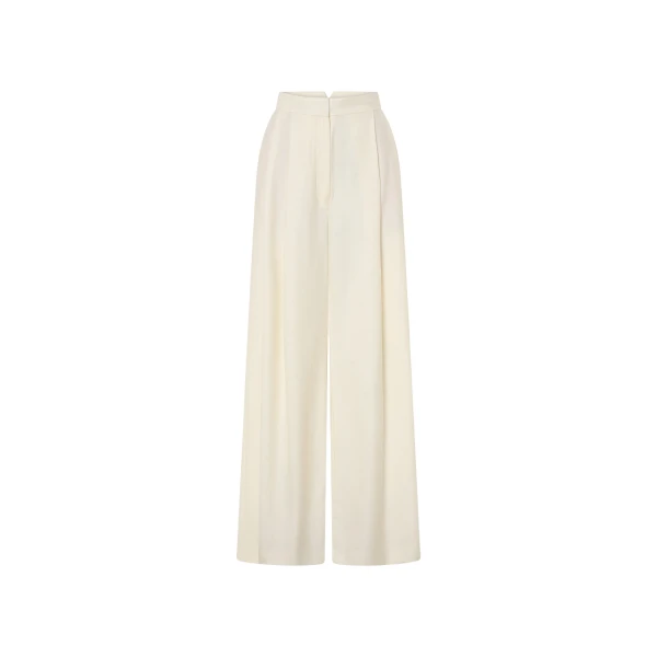 Selin Pant in Cream